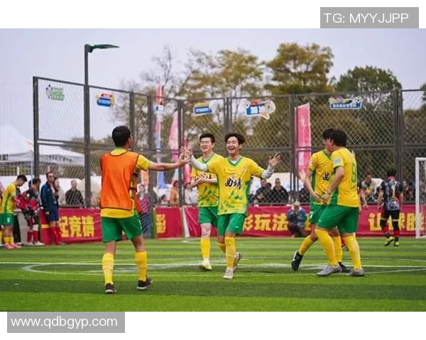 足球激情燃动绿茵赛场见证荣耀与梦想交织的巅峰对决